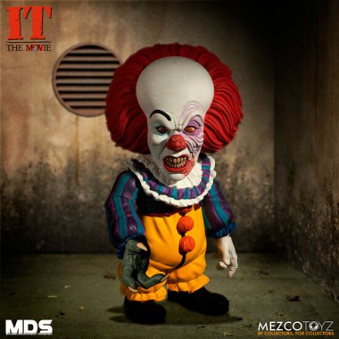 FIGURA MDS DELUXE PENNYWISE STEPHEN KING IT 1990 15CM