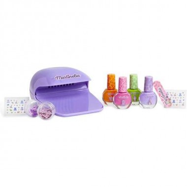 SET DE UÑAS MARTINELIA MY BEST FRIENDS CON SECADOR. 28X24X7 CM