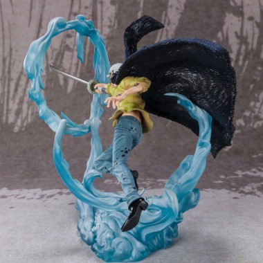 ESTATUA FIGUARTS ZERO TRAFALGAR LAW BATTLE MONSTER ONIGASHIMA ONE PIECE 24CM